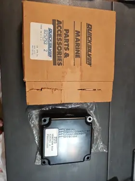 825753 Mercury Quicksilver 2 Engine Control Unit Oem