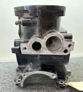 851-7940a6 Mercury 35hp Upper Cylinder Block And Crankcase Pn# #3