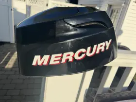 8m0130974 Mercury 898103t78 Mariner Oem 3.5 Hp Outboard Top Cowling 8m0061798