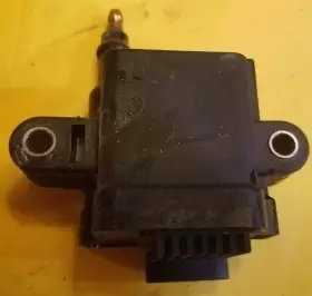 879984t00 Mercury 8m0077471 2005 60hp 4stke Oem Ignition Coil Assembly #2