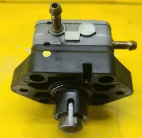 8m0141827 Mercury 2004 40 Hp Oem Fuel Pump Assembly 881862t #3
