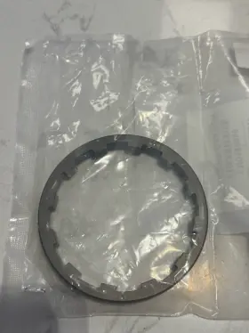 8m0168886 Mercury Retainer Carrier