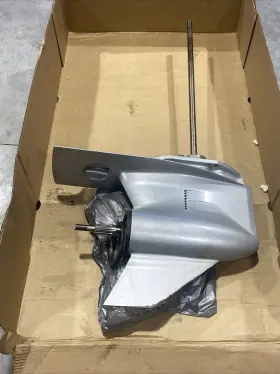8m0215265 Mercury 400 Lower Unit Core 30 12 X 21 1.75 1 Cxxl For Parts