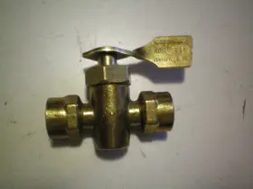 033303-10 Moeller 033330-10 #033303-10 1/4 Inch Female/female Brass Shut Off Valve Free Freight