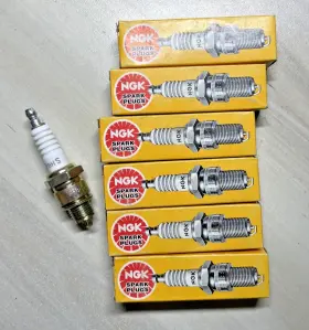 Bp8hs Ngk 2630 Spark Plug Lot Of 6