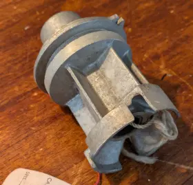 0202410 Omc 202410 Genuine Evinrude Johnson Brp Carrier Bearing Housing Oem Nos