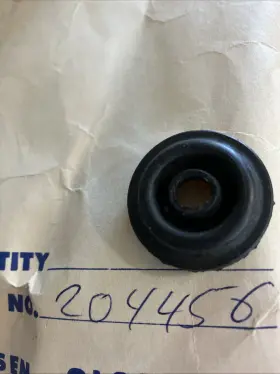 204456 Omc Grommet