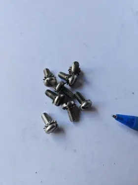 0303551 Omc 303551 Johnson Evinrude Screw 8 For 15 Nos Oem Omc42