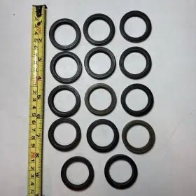 0305110 Omc 305110 Johnson Evinrude Oil Seal Lot Of 14 Pcs