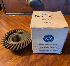 0305317 Omc 305317 Gear Vintage Nos Boat Part
