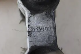 321935 Omc 321957 Johnson Evinrude Upper Rubber Mount Genuine Oem Used #2