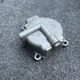 Omc 330503 Evinrude Johnson Carburetor Float Bowl Oem Used