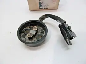 383569 Omc Nos Johnson Evinrude Vacuum Switch #2