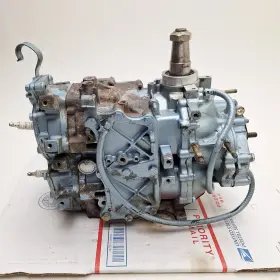 0435942 Omc 394902 1981 Johnson Evinrude 25 35hp Powerhead Cylinder And Crankcase 140 Psi