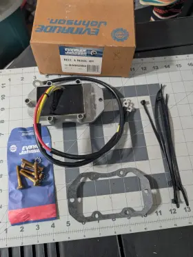 584423 Omc 395204 New In Box Genuine Oem Evinrude Johnson Rectifier Regulator