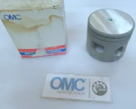 0396583 Omc 396583 N45 Evinrude Johnson Piston .030 Oem New Factory Boat Parts