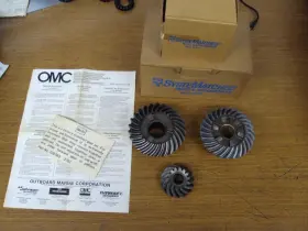 5001586 Omc New P/n 398488 Johnson Evinrude 3 Piece Gear Set B465