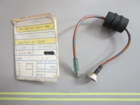 0584589 Omc 584589 New Oem 0820 Johnson Evinrude Temperature Switch Ay #3
