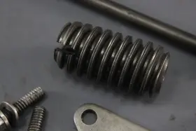 0980182 Omc 908168 0908168 980183 0980183 Stringer Trim Tilt Intermediate Worm Gear Shaft #2