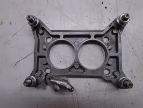 0914581 Omc 914581 Volvo Penta 4.3l V6 Carburetor Adapter Mounting Plate