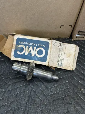 980029 Omc Johnson Evinrude Stringer Drive Gear And Shaft 16 Tooth Oem #2