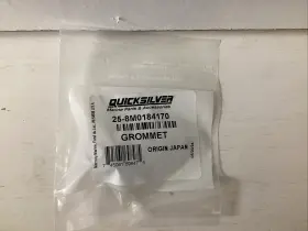 25-8m0184170 Quicksilver Grommet