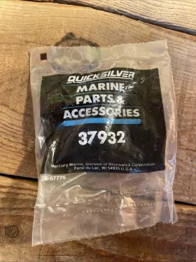 37932 Quicksilver Mercury Nylon Bearing Oem Nos
