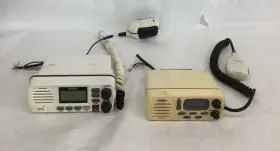 636z14005314 Sea Ray Lot Of 2 Uniden Two Way Radio Um380 Mc1010 Marine Untested