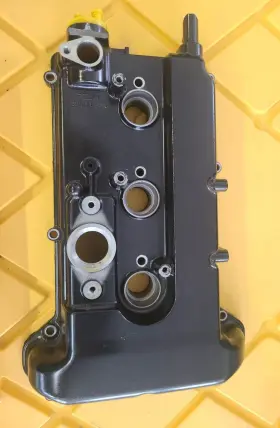11170-87j00-019 Suzuki 2003 Df50 Cylinder Head Cover