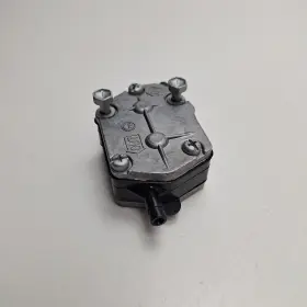 15100-94312 Suzuki Dt40 Outboard Motor Oem Fuel Pump Assembly #2