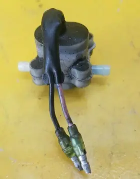 16250-94710 Suzuki 1995 115 Hp Oil Sensor Assembly #3