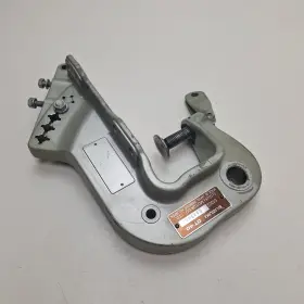 41120-94442-0ed Suzuki 41212-93001-0ed Dt 40 Port Side Transom Clamp Stern Bracket Thumb Screw