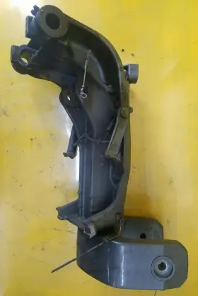 43111-94521-0ed Suzuki 1995 115 Hp Swivel Bracket Assembly #2