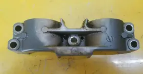 51112-94502 Suzuki 1995 115 Hp Upper Mount Cover