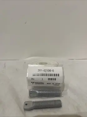 3v1-62106-0 Tohatsu 3v1621060 2 Clamp Screw New Genuine Oem Part Lot Of