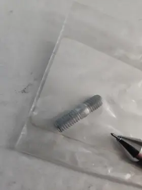 3b2-63104-1 Tohatsu/nissan Genuine Marine Stud Nos Oem 3b2-63104-1 Tohatsu/nissan Genuine Marine Stud Nos Oem
