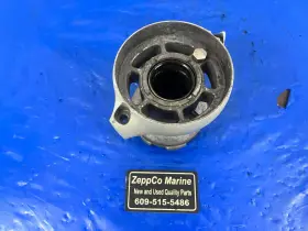 21141698 Volvo Penta Bearing Carrier Sx-a Dps-a Dps-b Oem