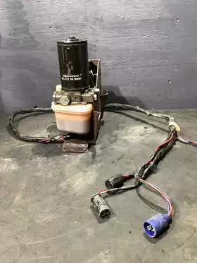 3858069 Volvo Penta Sx-m Dp-s Trim Tilt Pump Motor And Hydraulic Fluid Reservoir #2