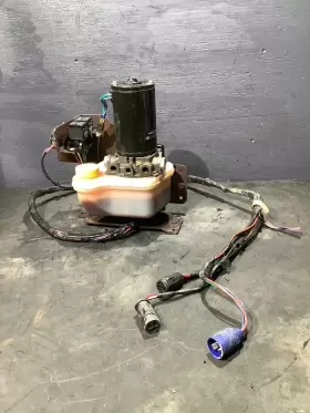 3858069 Volvo Penta Sx-m Dp-s Trim Tilt Pump Motor And Hydraulic Fluid Reservoir