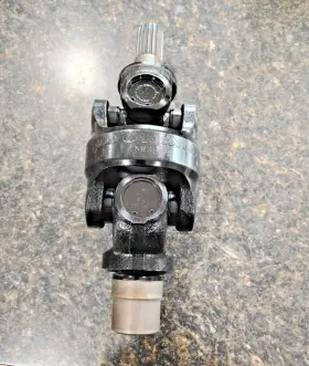3860231 Volvo Penta New Oem Universal U-joint And Bolt S3-3