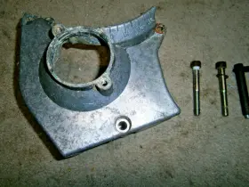 Aq131a Volvo Penta 855504 Water Pump Mounting Bracket Bridge And Bolts #2
