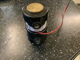 6092 Walbro Marine Electric Fuel Pump 12volt Nos