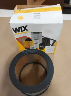 42221 Wix Heavy Duty Air Filter M32