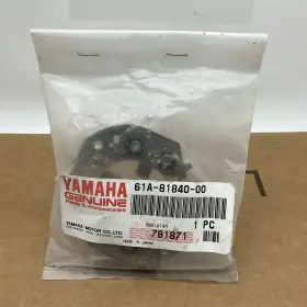 61a-81840-00 Yamaha Brush Holder Assy 61a8184000 New Genuine Oem Part