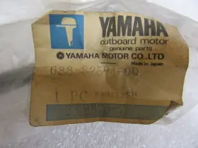688-82594-00 Yamaha Q10c Genuine Electrical Clamp Oem New Factory Boat Parts #2 688-82594-00 Yamaha Q10c Genuine Electrical Clamp Oem New Factory Boat Parts #2