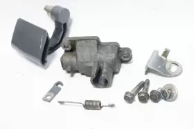 68f-42815-00-8d Yamaha 175 200 Hpdi Front Lever Clamp Oem