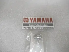 69j-43845-00 Yamaha Z37 Genuine Manual Release Screw Oem New Factory Boat Parts