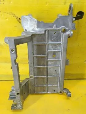 6c5-81822-00-94 Yamaha 6c5-81822-00-00 2008 60 Hp Oem Starting Motor Bracket