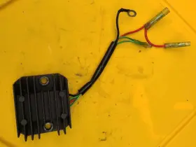 6g8-81960-a1-00 Yamaha 2002 15 Hp Oem Rectifier Assembly #2