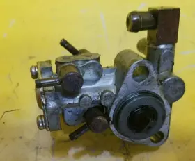 6n6-13200-00-00 Yamaha 1990 115 Hp Oil Pump Assembly #3